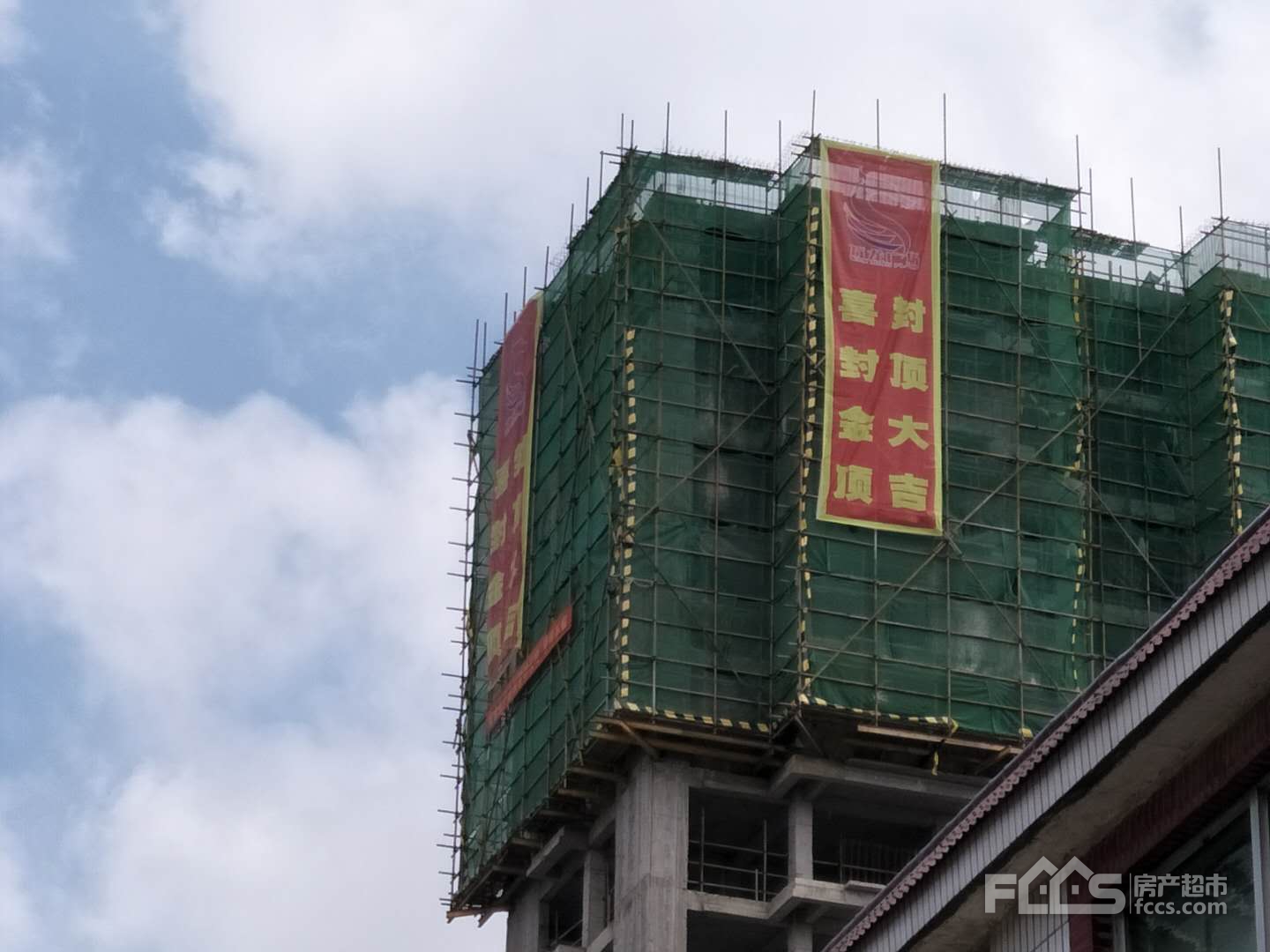 「万龙广场7月份工程播报」- 滕州房产超市