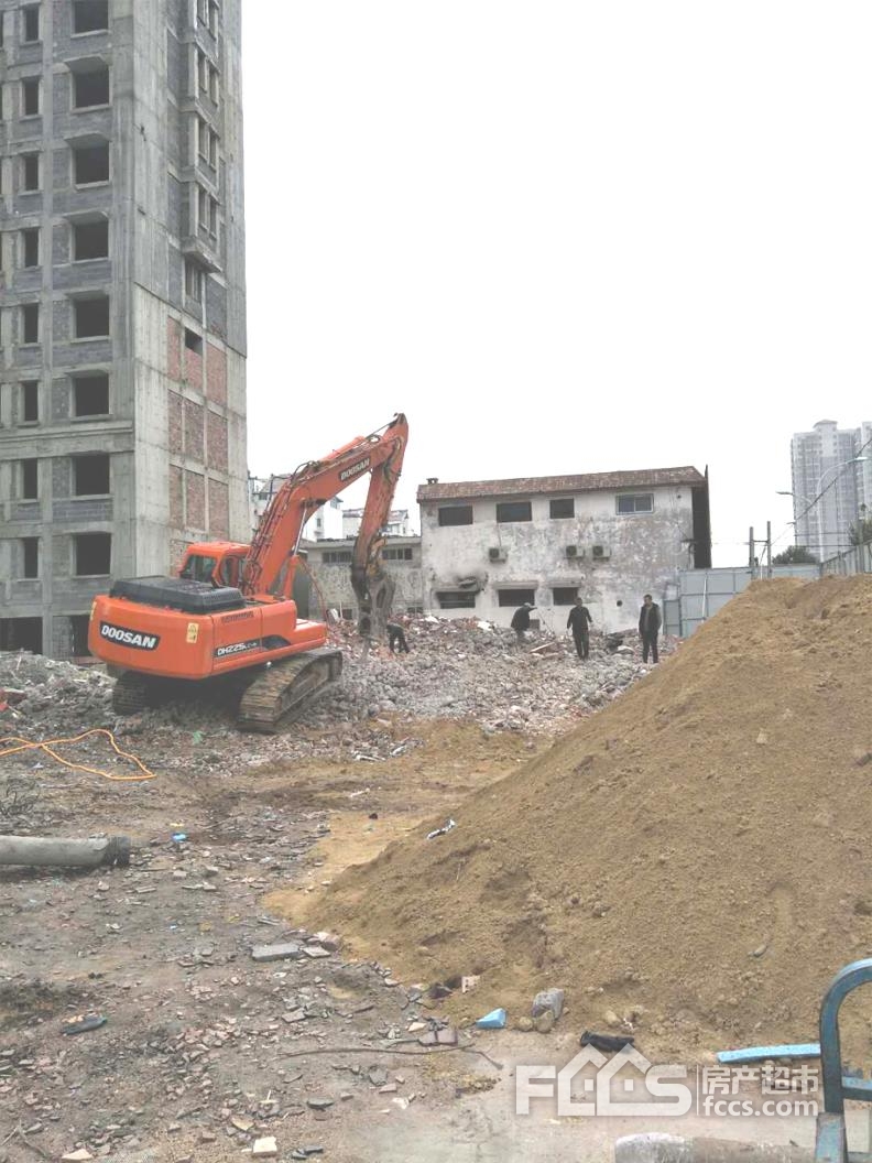 滕州楼市 本地楼市 > 万龙广场4月份工程进度播报丨"希望"的生活 "家"