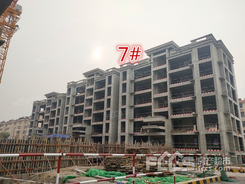 (施工进度:7#楼主体已建设完成,正在进行室内施工;)        舜景东郡