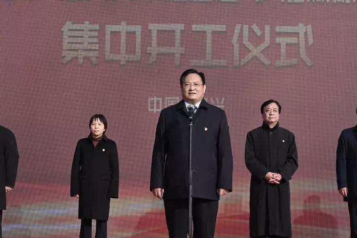 总投资约54.3亿元！沪嘉城际铁路先行工程、嘉兴现代有轨电车、火车站枢纽集中开工
