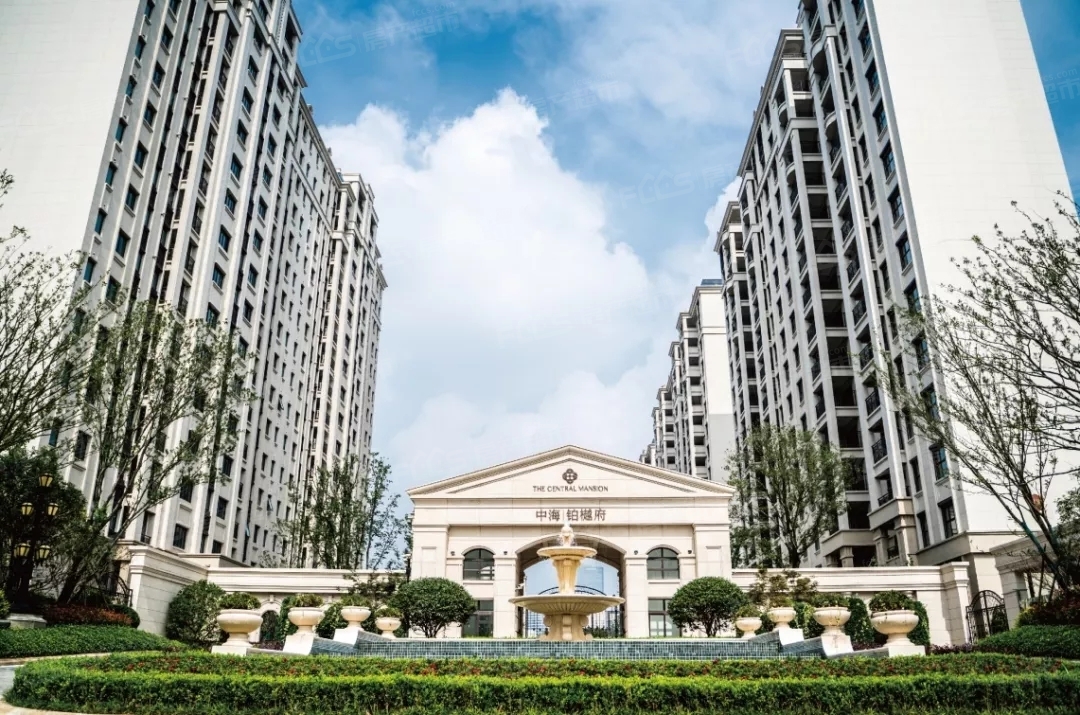 中式高端别墅社区 首 次突破南通 30000元/㎡的别墅价格 中海·铂樾府