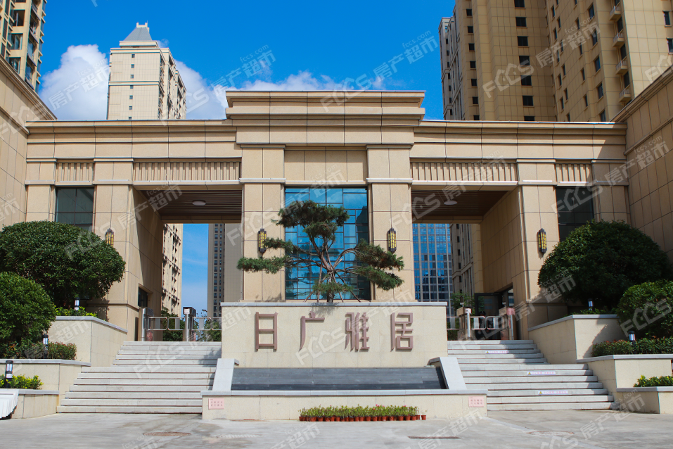 建面约101-143㎡舒适三居市医院南 实景现房 即 买即 住日广雅居意向